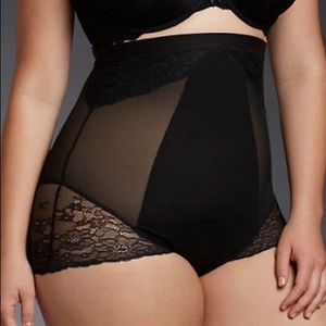 NWT Spanx Spotlight on Lace High Waisted Brief
